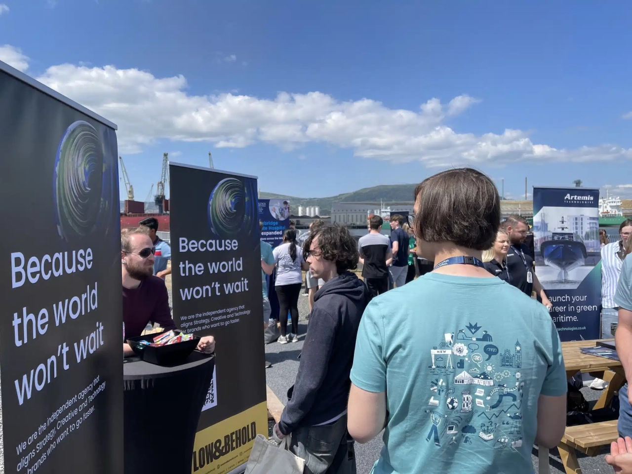 Running an outdoor presentation.